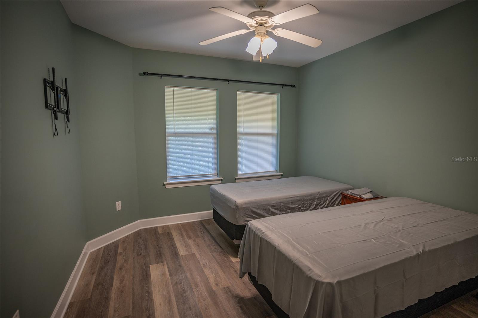 Image 19 of 28 For 200 Bella Harbor Court 109