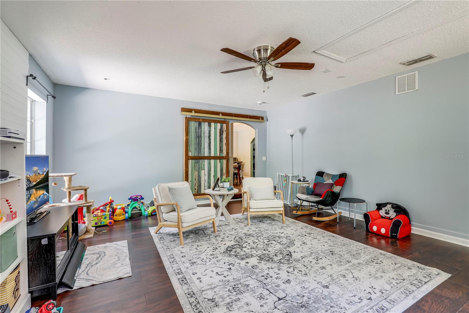 Image 13 of 45 For 95 Conifer Circle