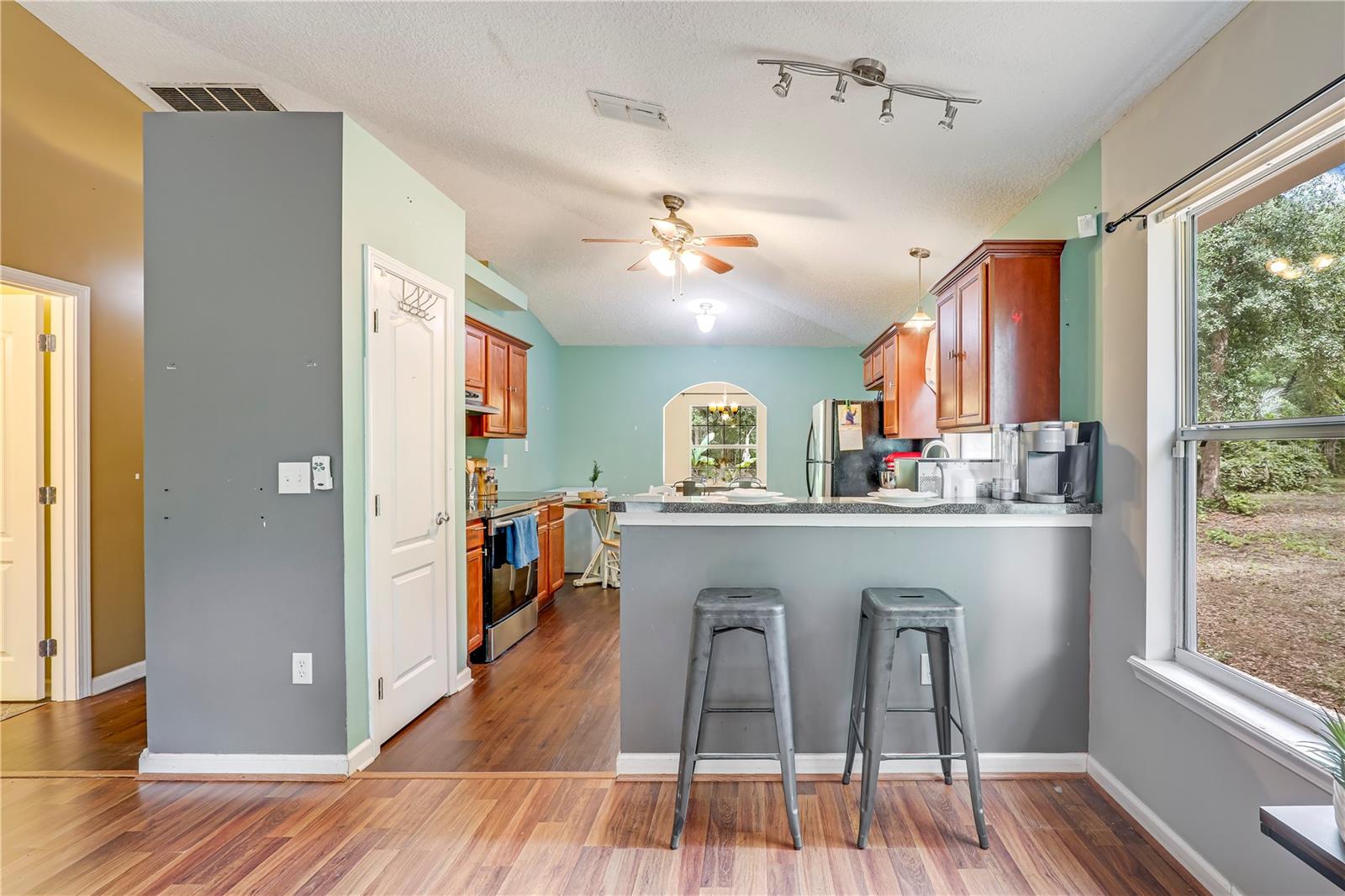 Image 4 of 45 For 95 Conifer Circle