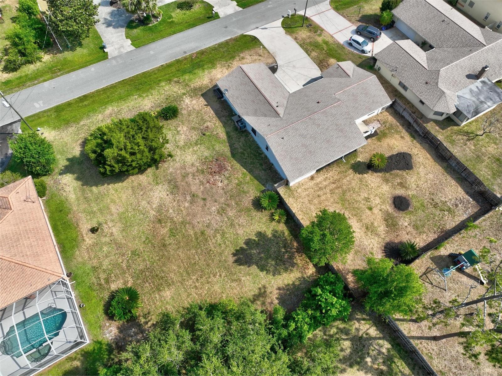 Image 4 of 6 For 102 Foxhall Lane
