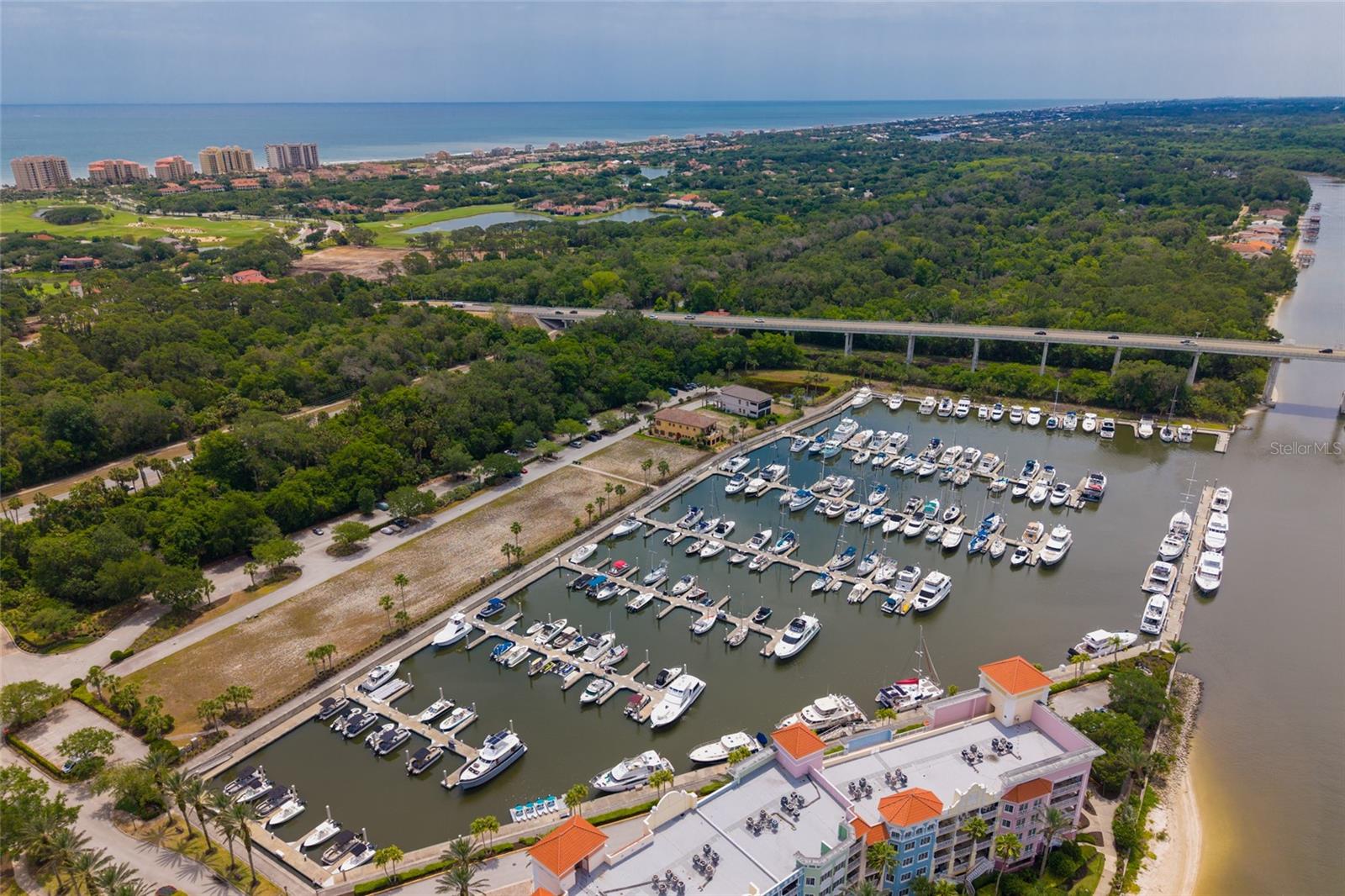 Image 17 of 54 For 106 Harbor Village Point S