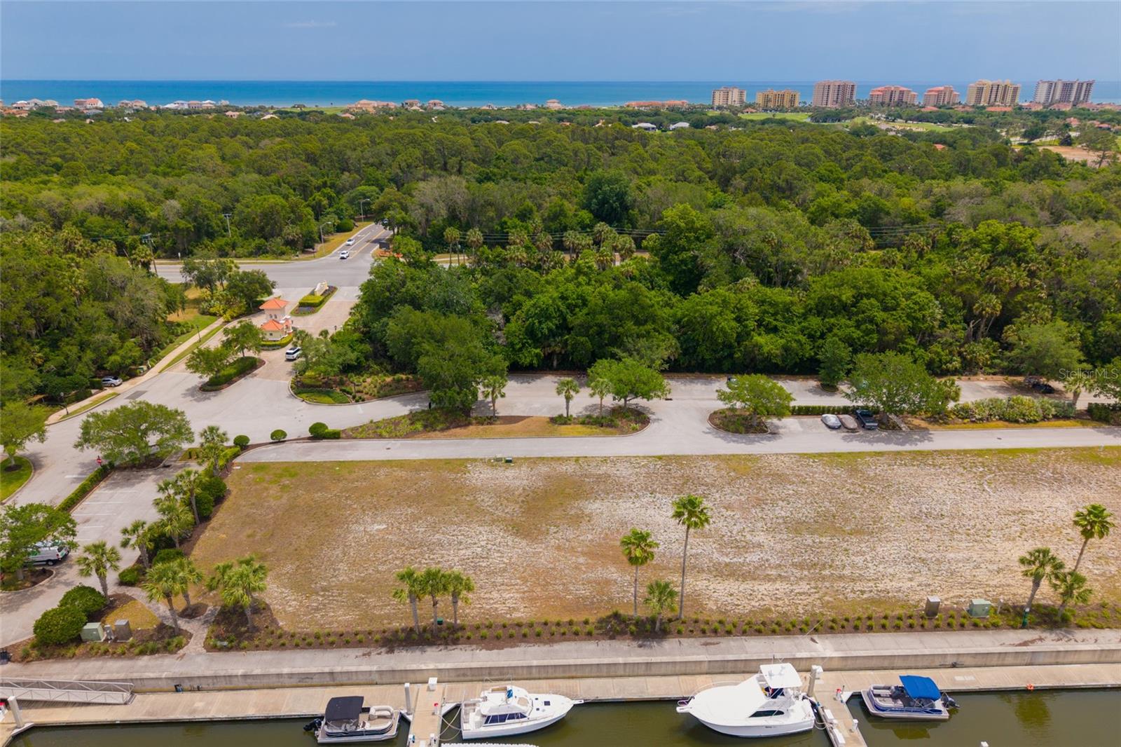 Image 30 of 54 For 106 Harbor Village Point S