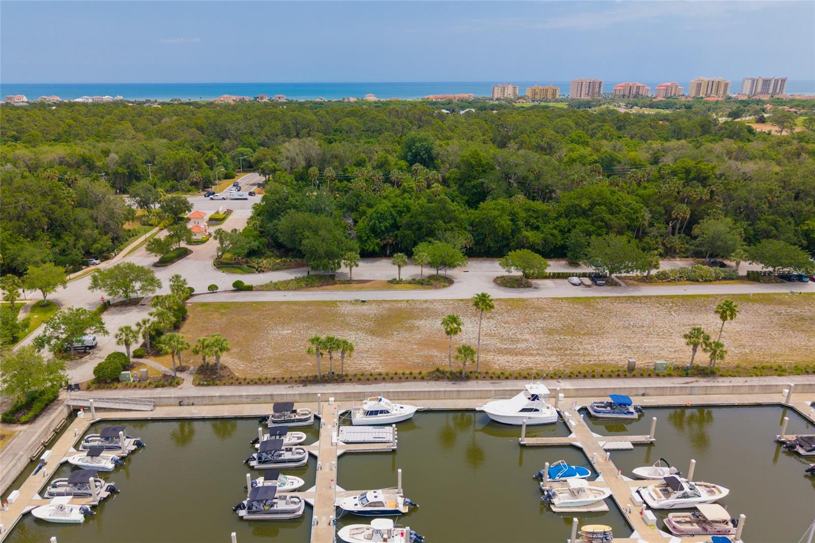 Image 31 of 54 For 106 Harbor Village Point S