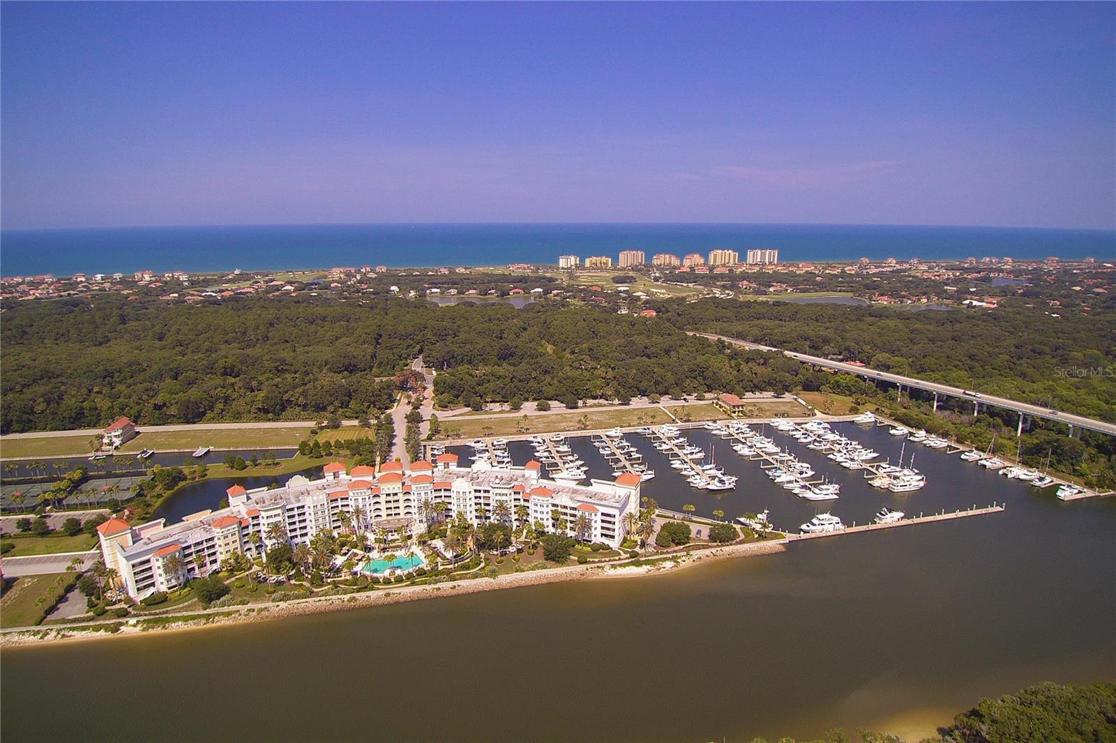 Image 41 of 54 For 106 Harbor Village Point S