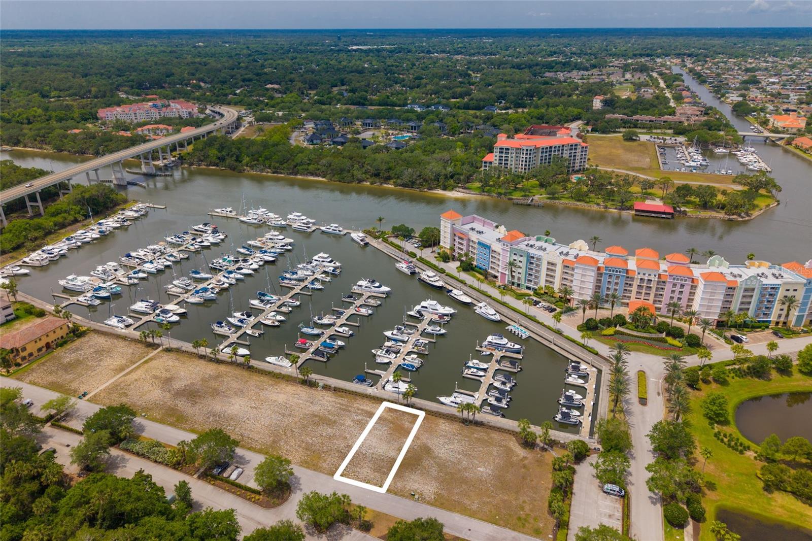 Image 7 of 54 For 106 Harbor Village Point S