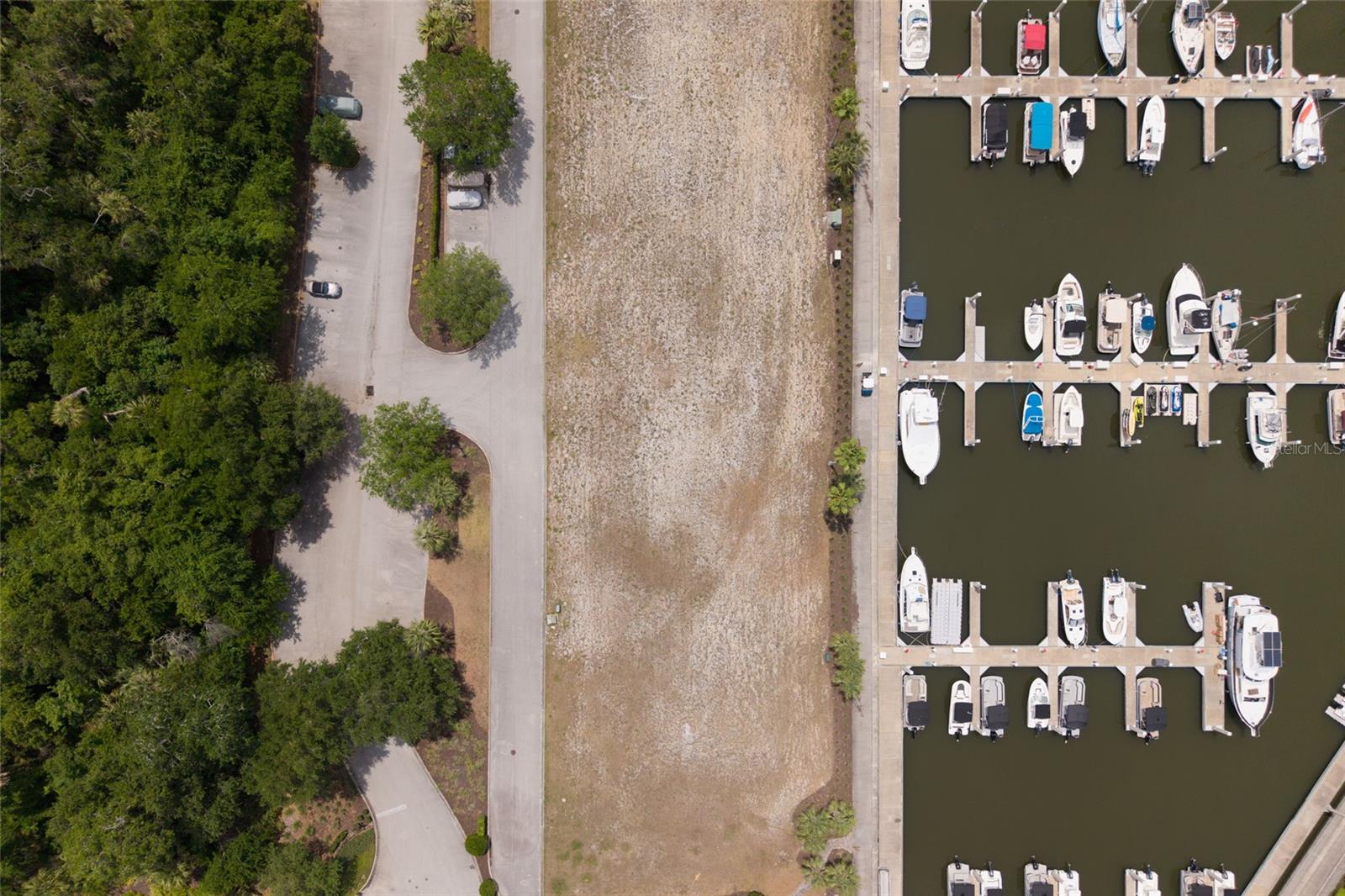 Image 9 of 54 For 106 Harbor Village Point S