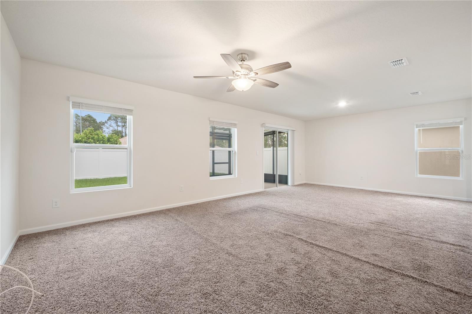 Image 19 of 43 For 669 Grand Reserve Drive