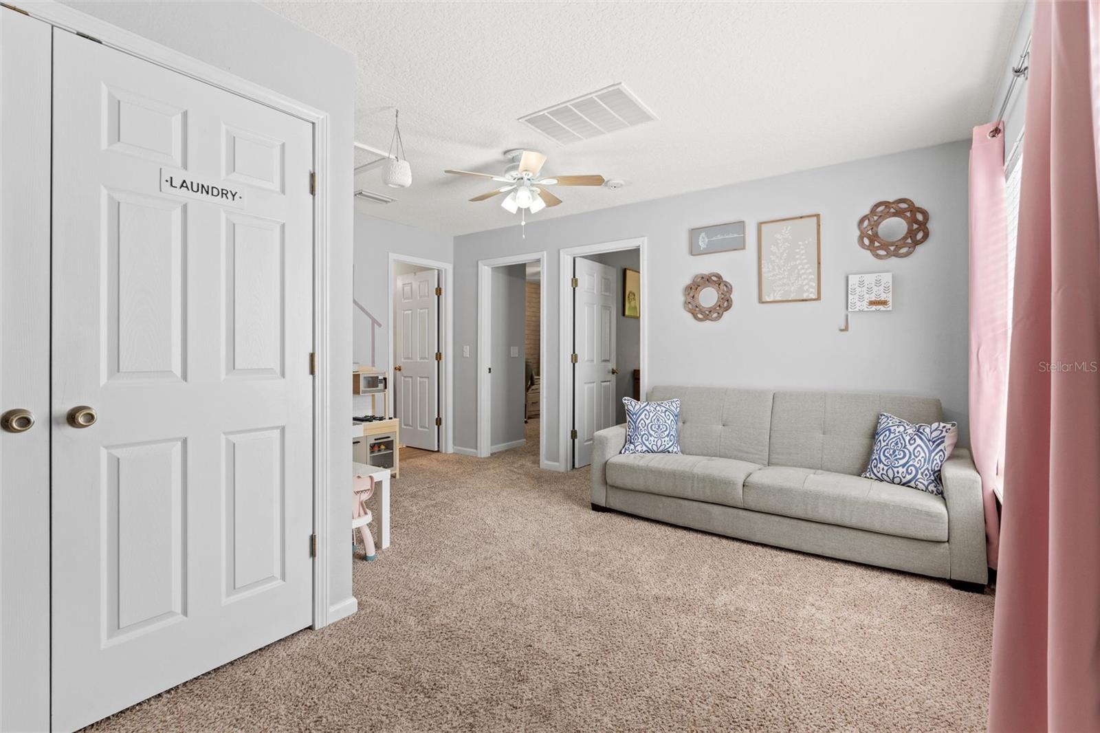 Image 25 of 28 For 810 Black Cherry Drive S