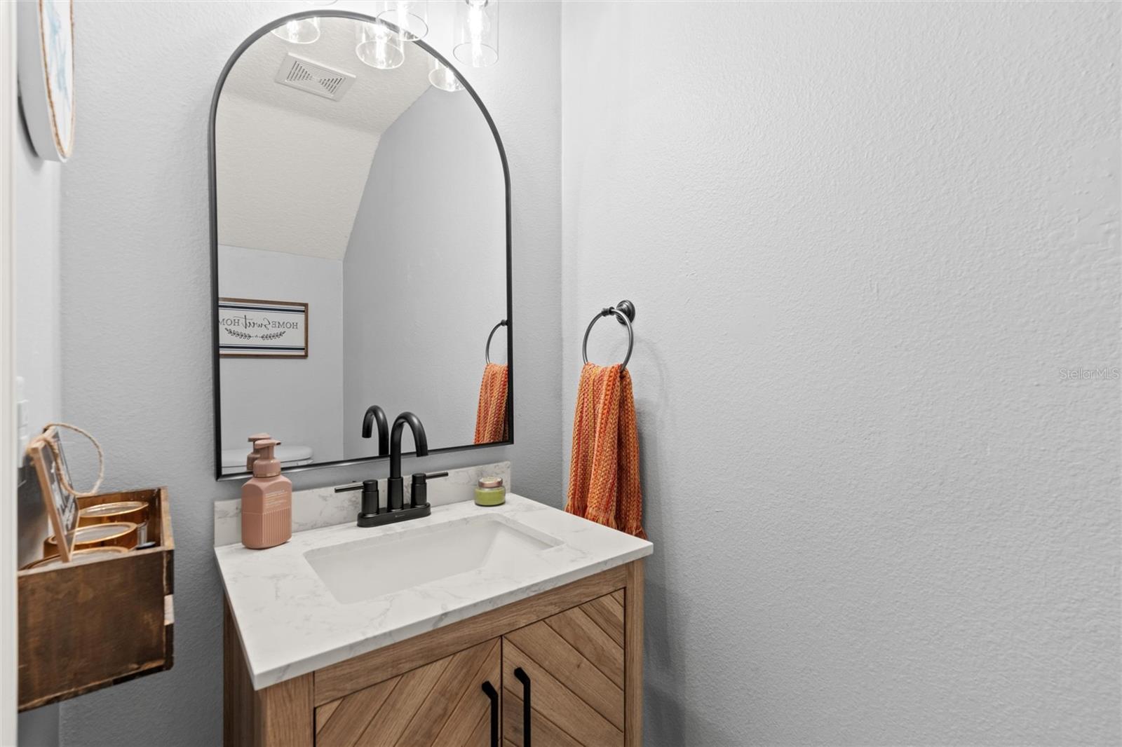 Image 4 of 28 For 810 Black Cherry Drive S