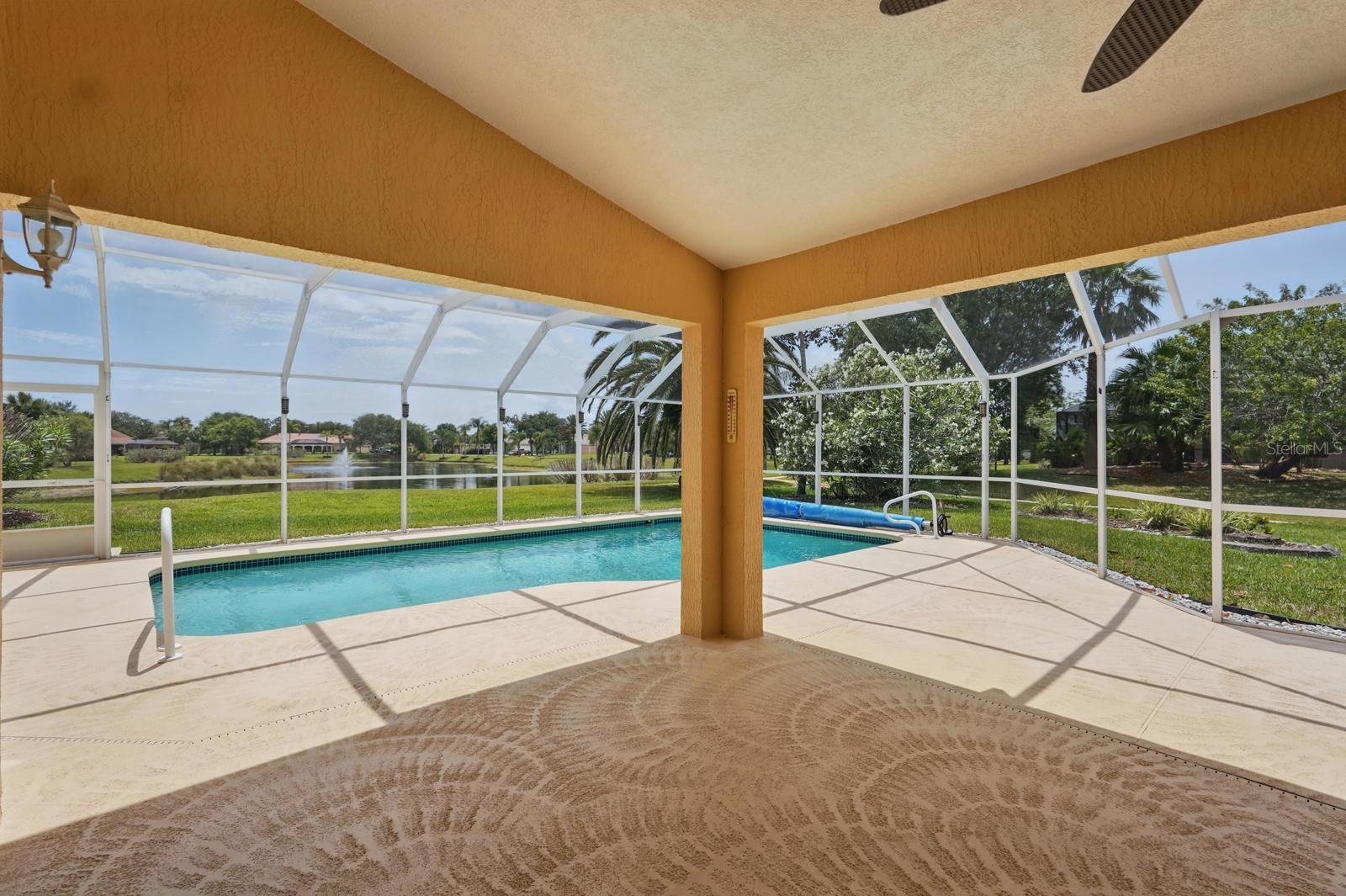 Image 34 of 49 For 47 Old Oak Drive S