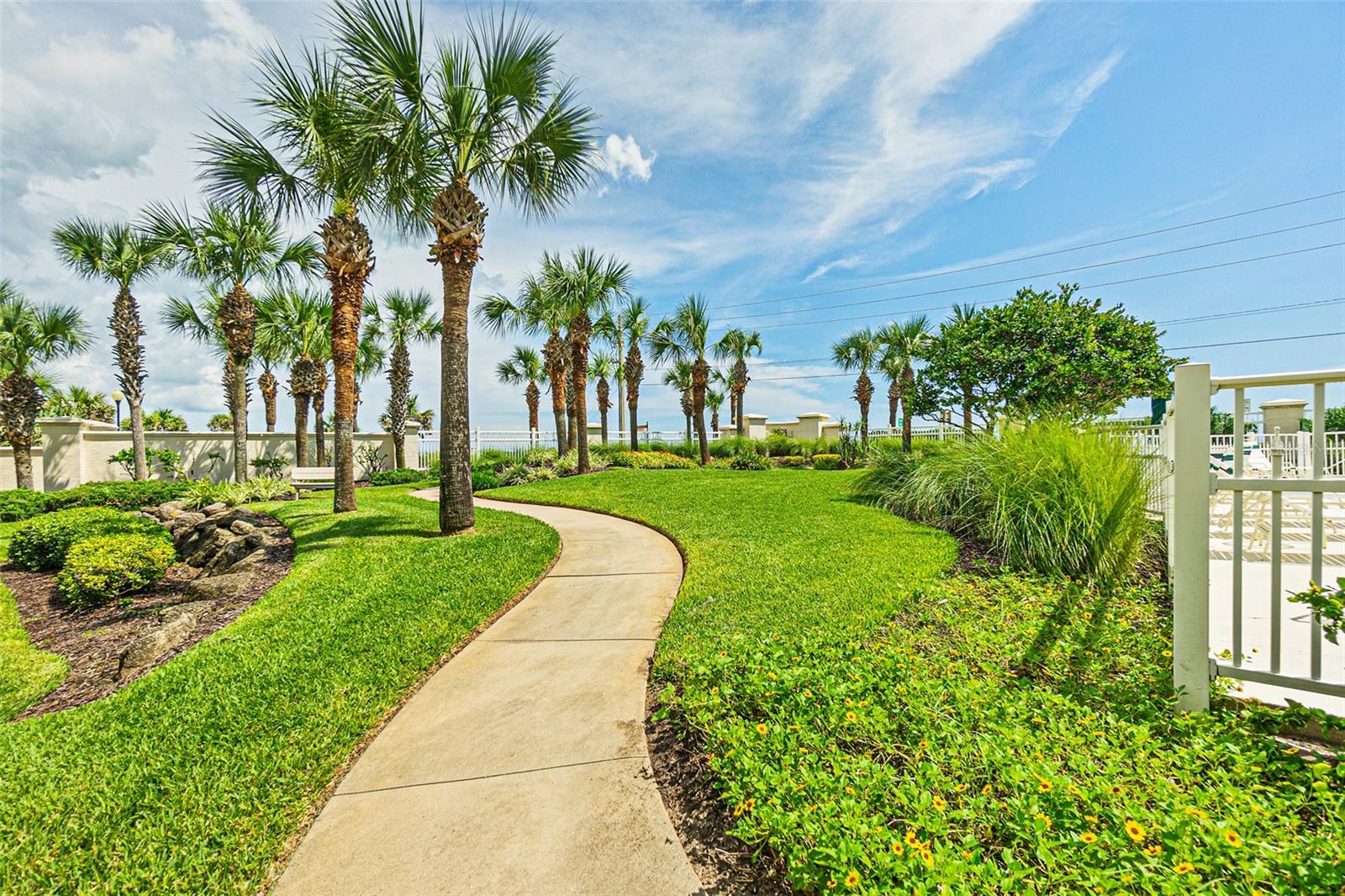 Image 11 of 45 For 300 Marina Bay Drive 106