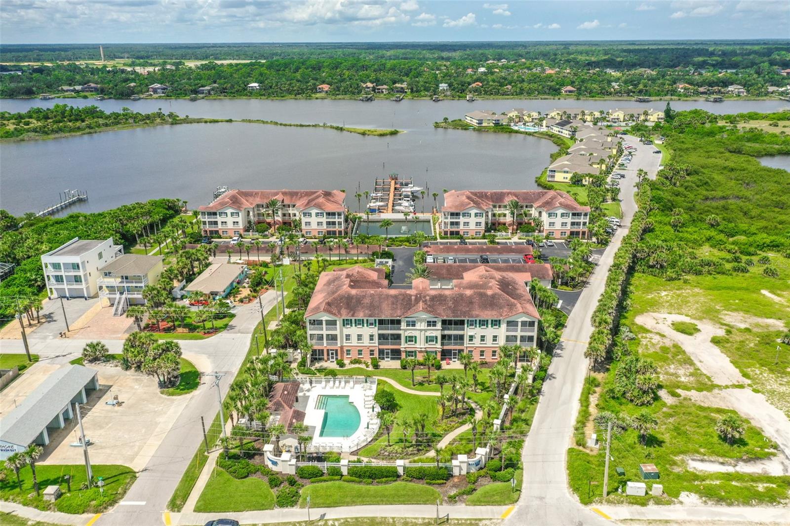 Image 9 of 45 For 300 Marina Bay Drive 106