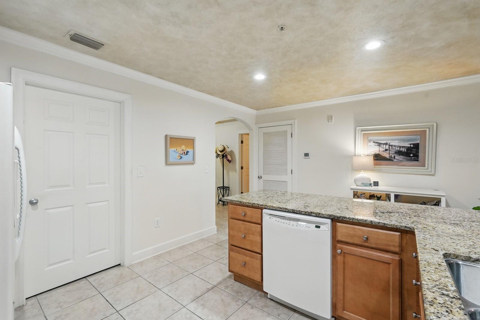 Image 18 of 41 For 200 Bella Harbor Court 105