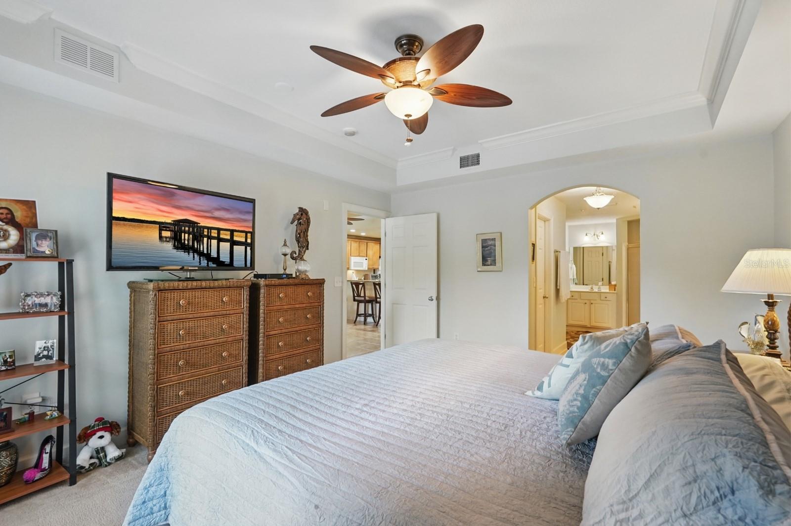 Image 23 of 41 For 200 Bella Harbor Court 105