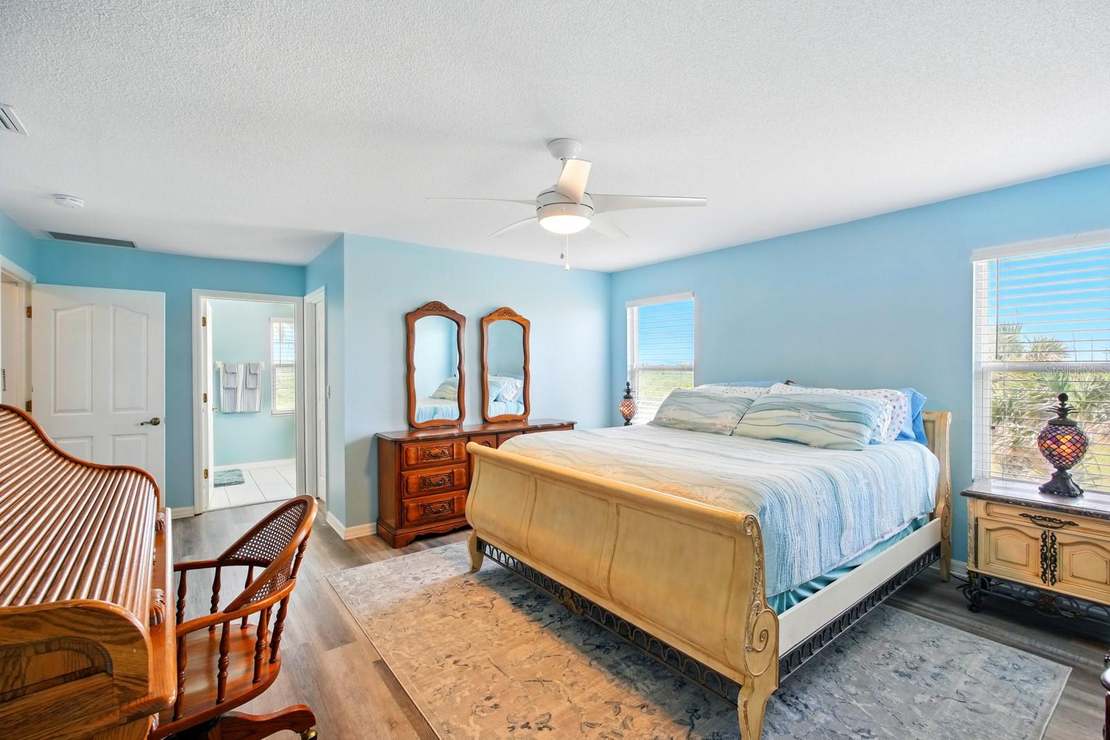 Image 16 of 49 For 7029 Ocean Shore Boulevard