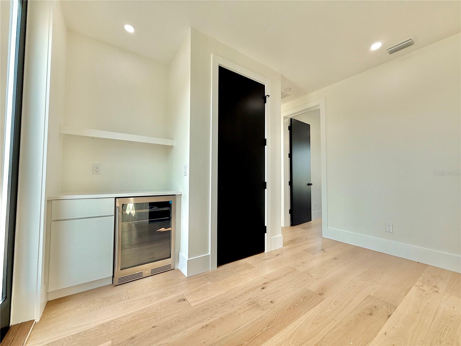 Image 36 of 100 For 807 Flagler Avenue
