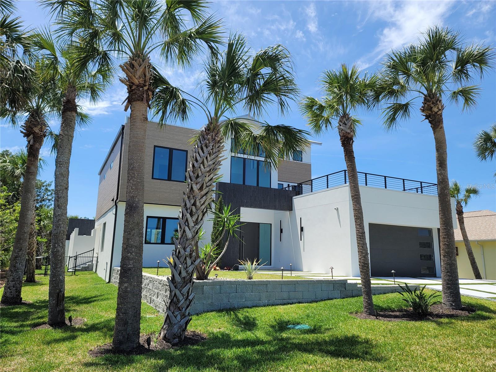 Image 4 of 100 For 807 Flagler Avenue