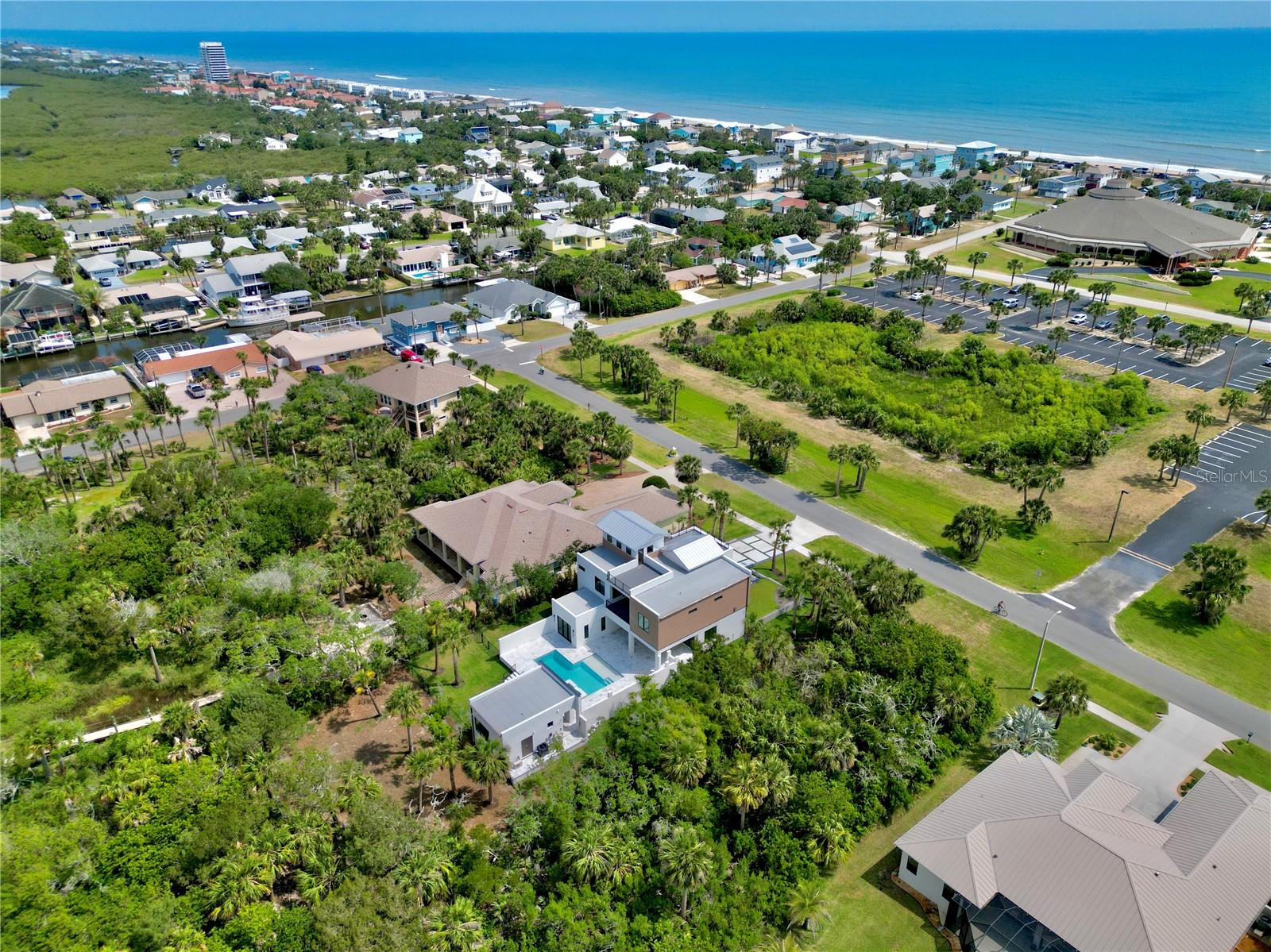Image 6 of 100 For 807 Flagler Avenue