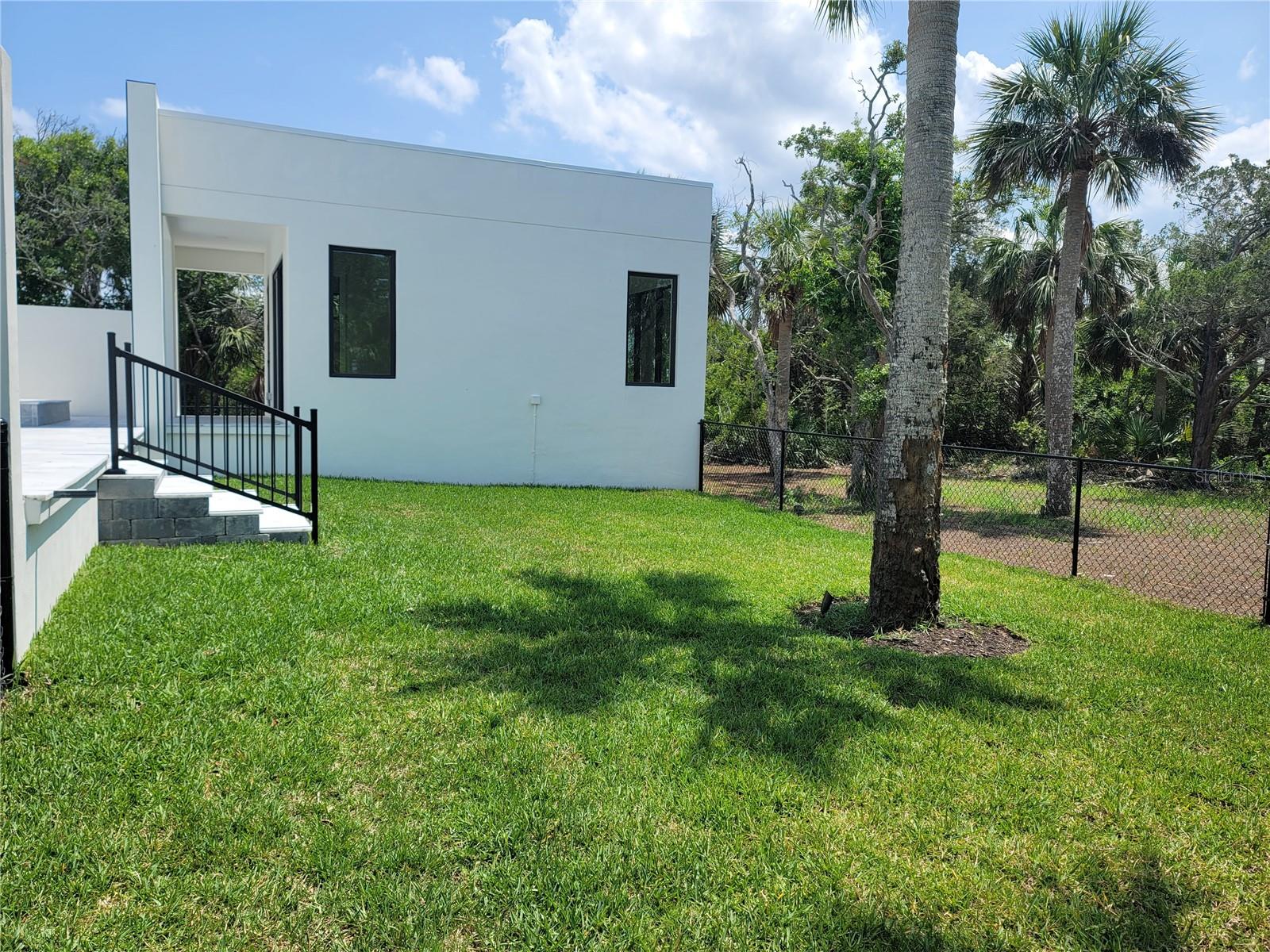 Image 79 of 100 For 807 Flagler Avenue