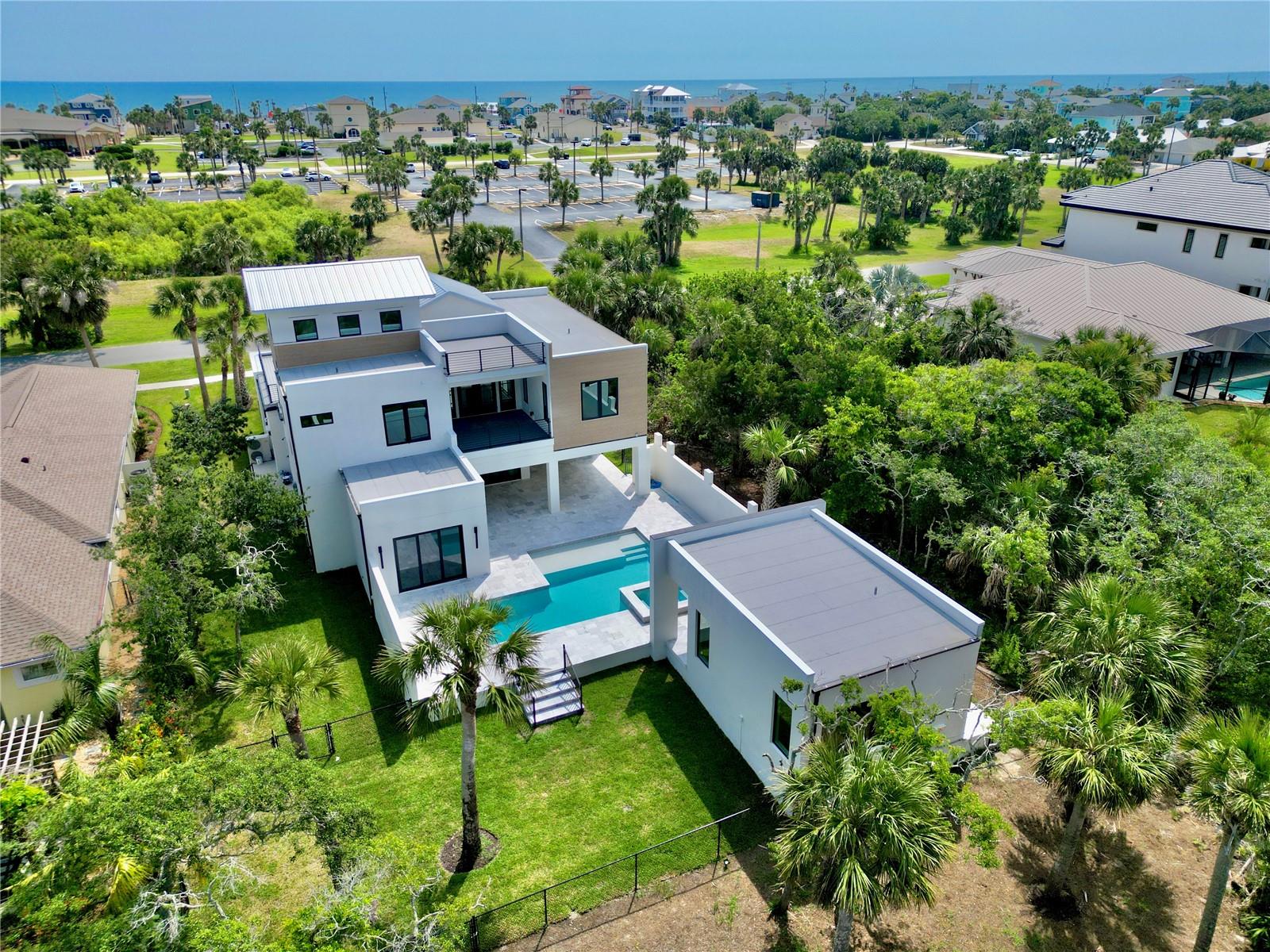 Image 8 of 100 For 807 Flagler Avenue