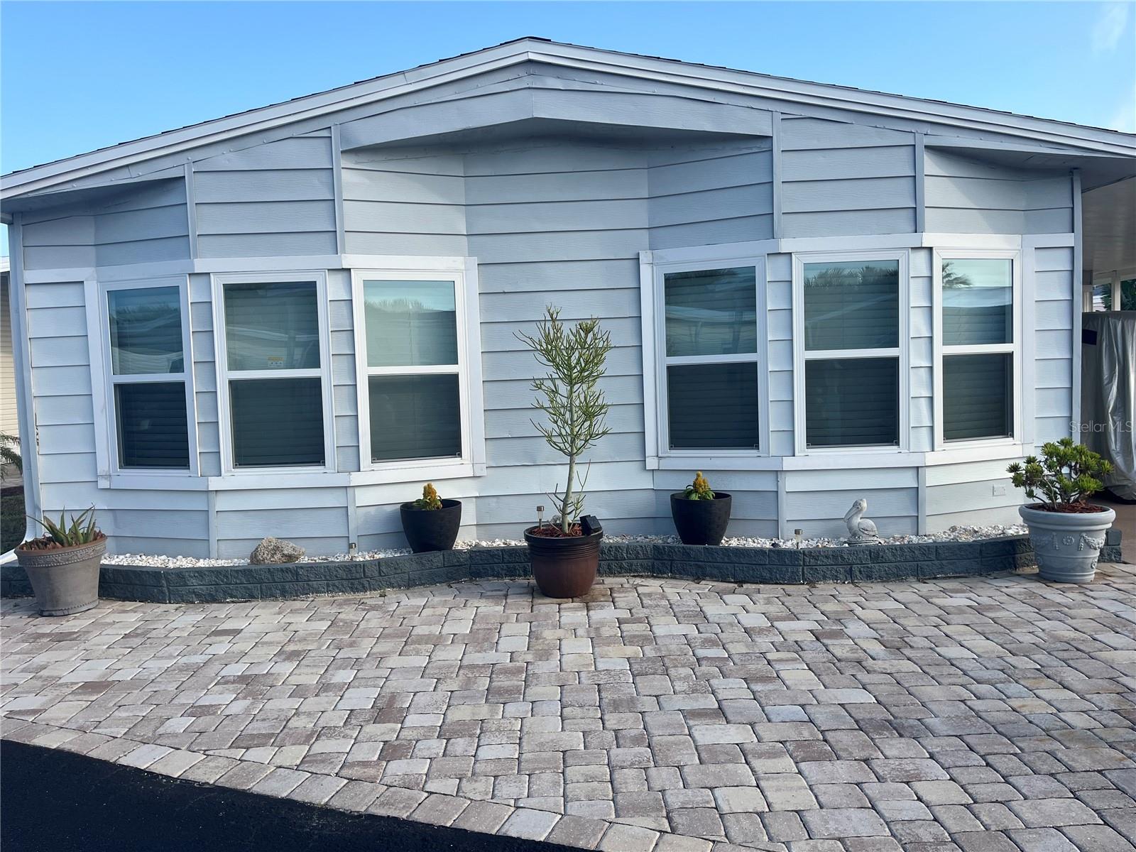 Image 3 of 66 For 254 Seabreeze Drive