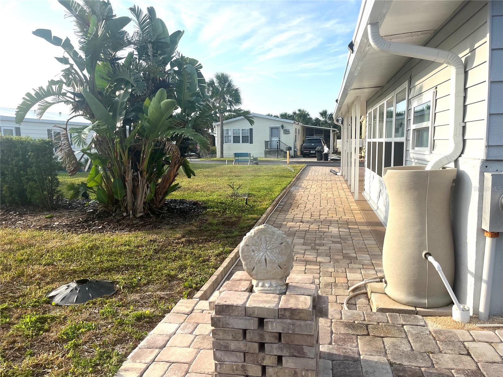 Image 6 of 66 For 254 Seabreeze Drive