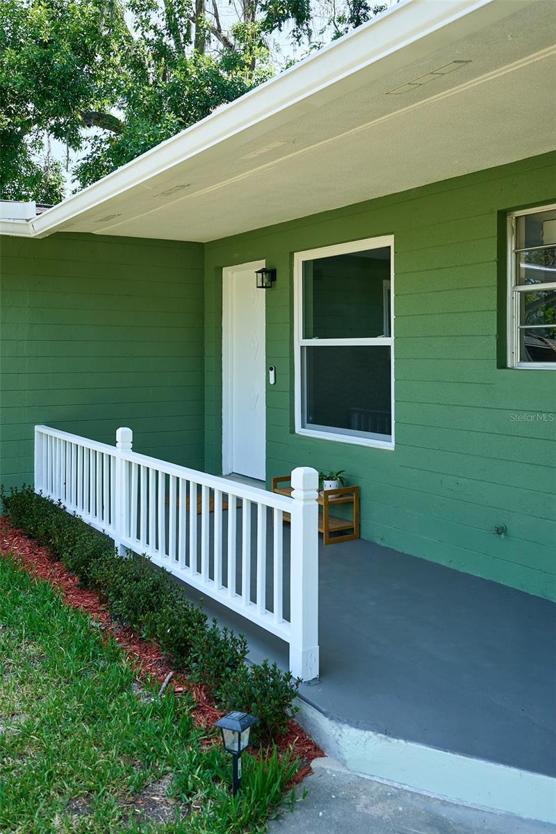 Image 2 of 21 For 1301 Oakwood Avenue