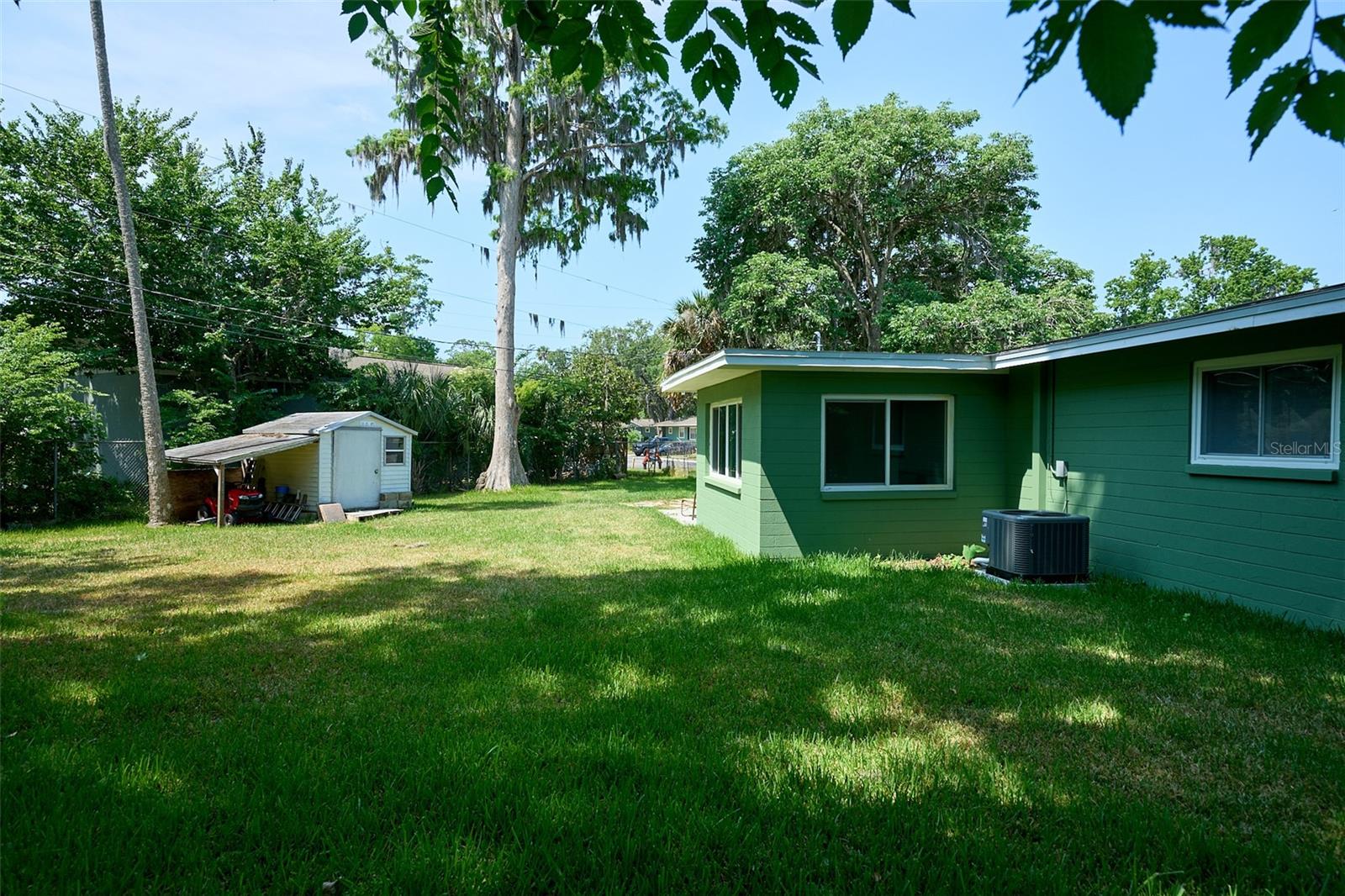 Image 20 of 21 For 1301 Oakwood Avenue