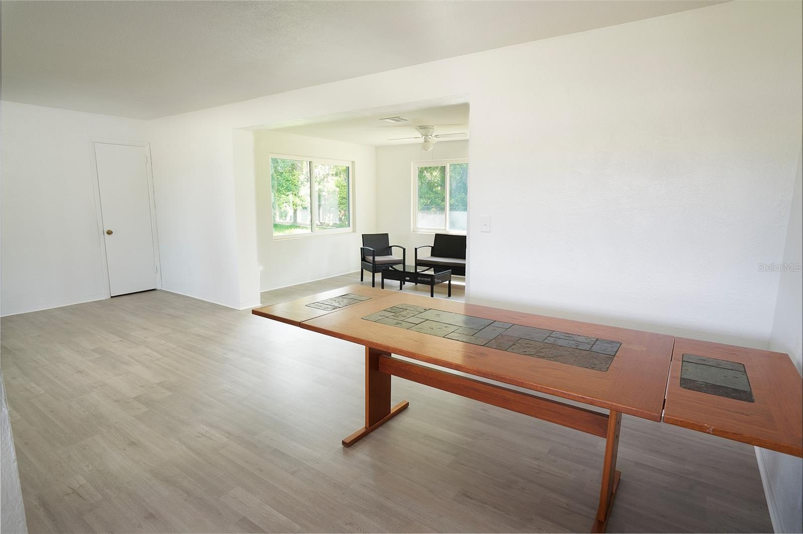 Image 7 of 21 For 1301 Oakwood Avenue
