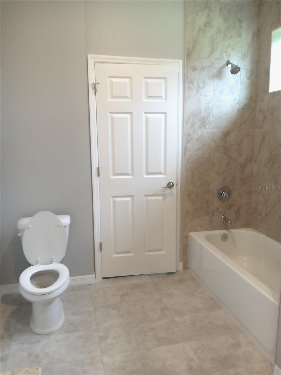 Image 19 of 36 For 60 Raleigh Drive