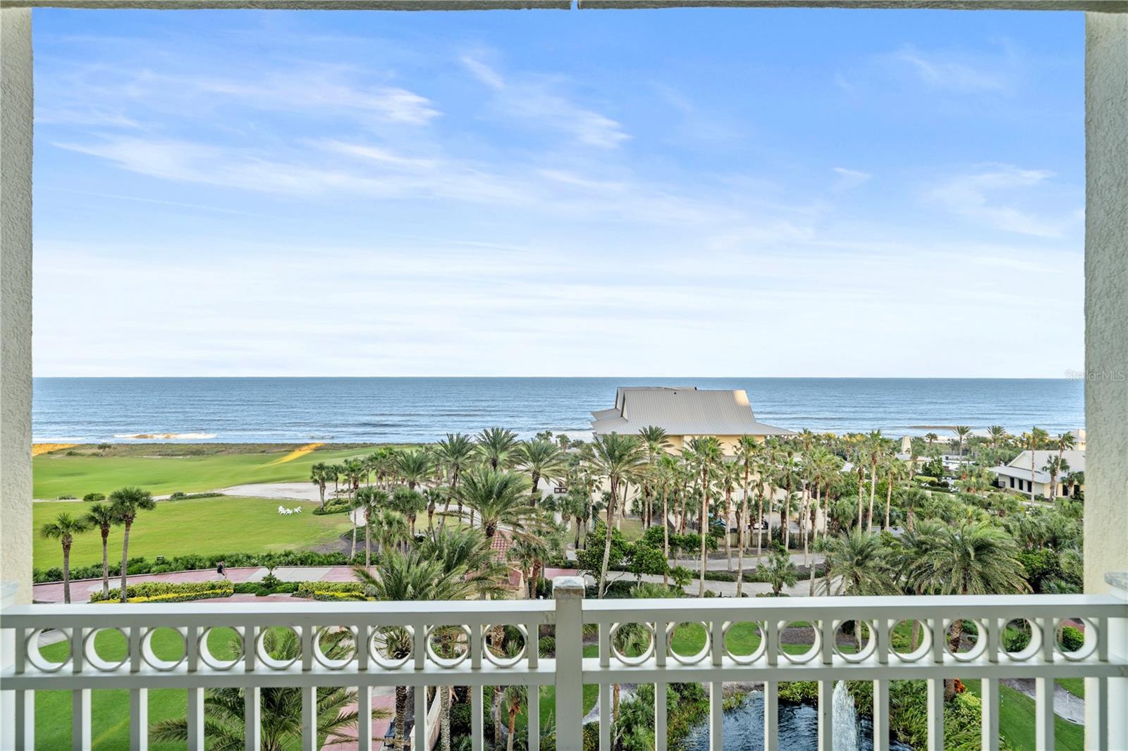 Image 14 of 91 For 200 Ocean Crest Drive 614