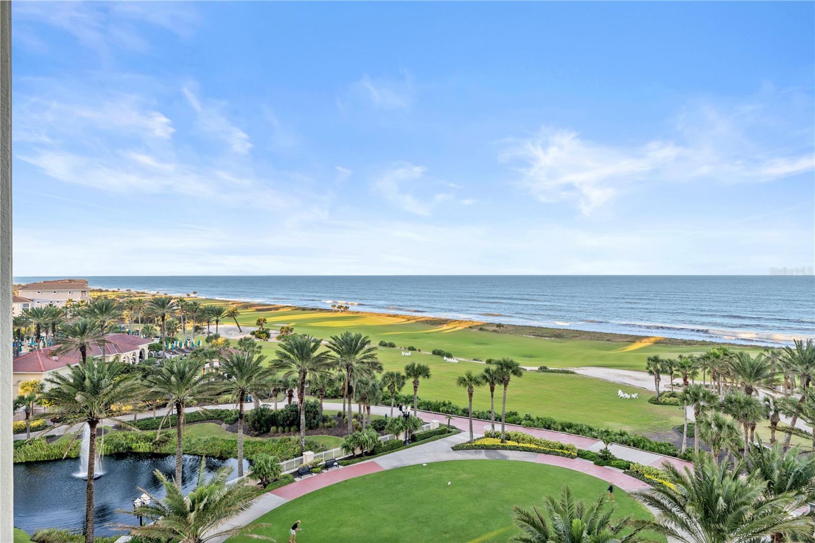 Image 15 of 91 For 200 Ocean Crest Drive 614