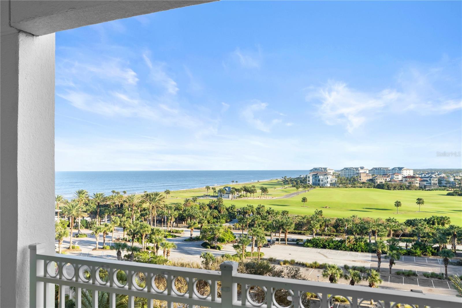 Image 20 of 91 For 200 Ocean Crest Drive 614