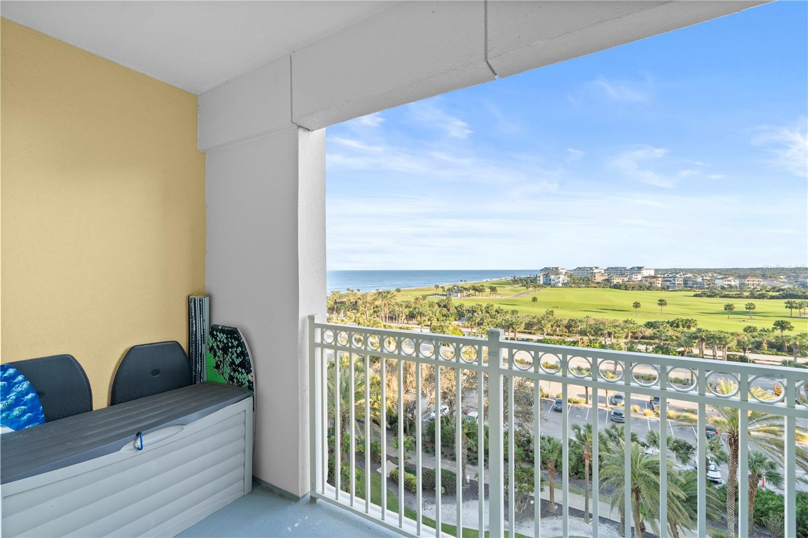 Image 21 of 91 For 200 Ocean Crest Drive 614
