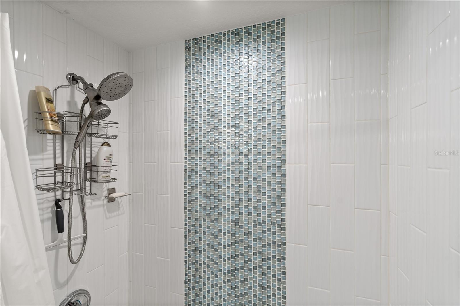 Image 29 of 91 For 200 Ocean Crest Drive 614