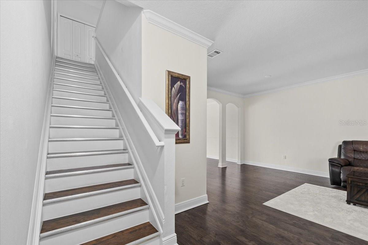 Image 17 of 50 For 70 Riverview Bend S 715