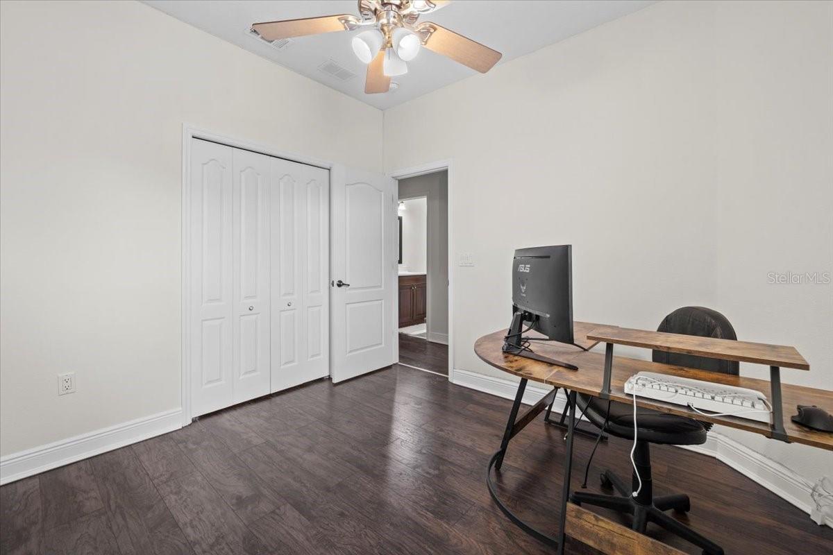 Image 28 of 50 For 70 Riverview Bend S 715