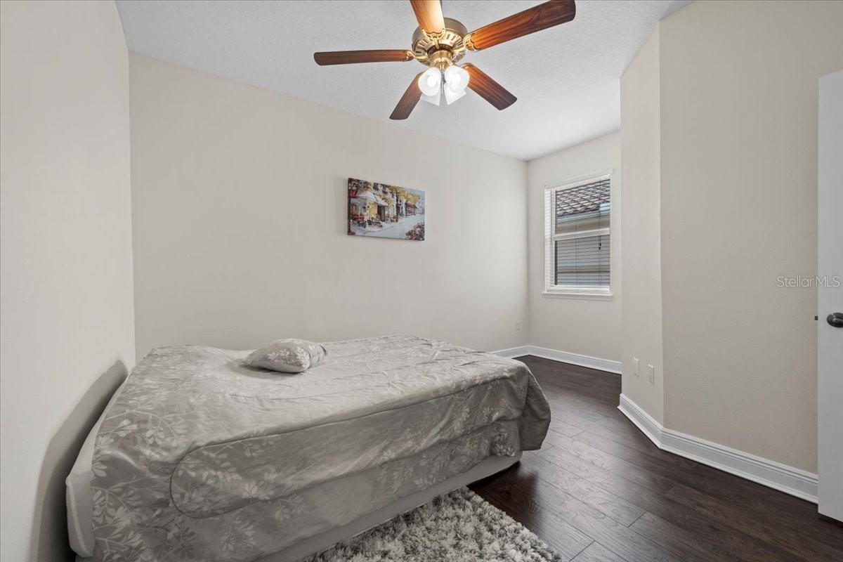 Image 30 of 50 For 70 Riverview Bend S 715