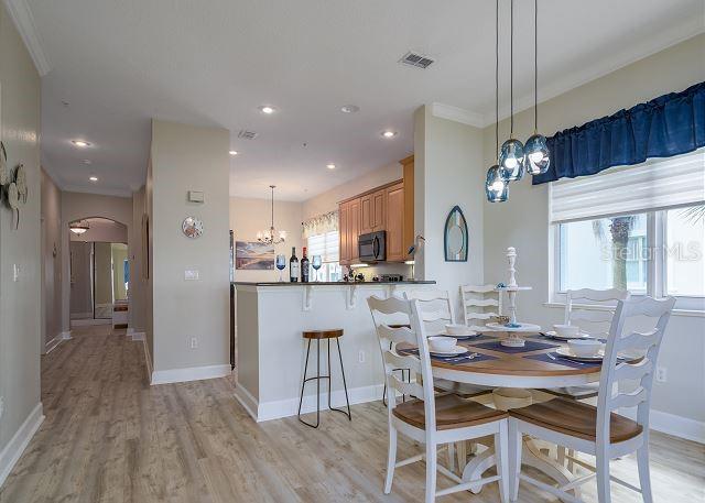 Image 10 of 50 For 800 Cinnamon Beach Way 721