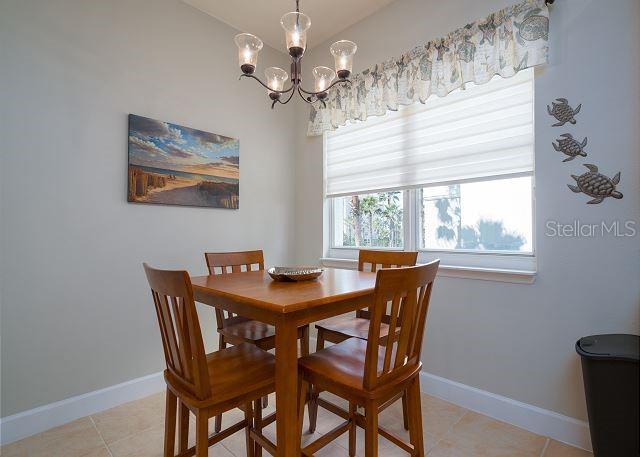 Image 7 of 50 For 800 Cinnamon Beach Way 721
