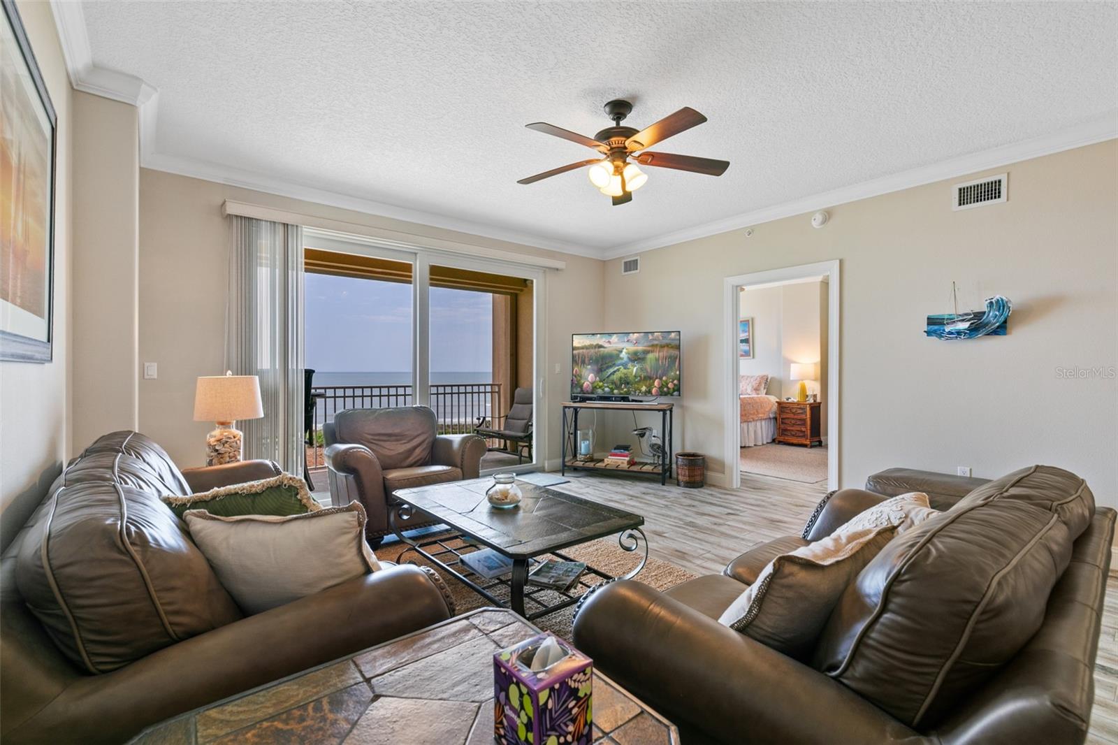 Image 12 of 63 For 60 Surfview Drive 502