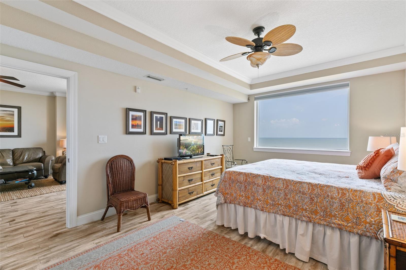 Image 18 of 63 For 60 Surfview Drive 502
