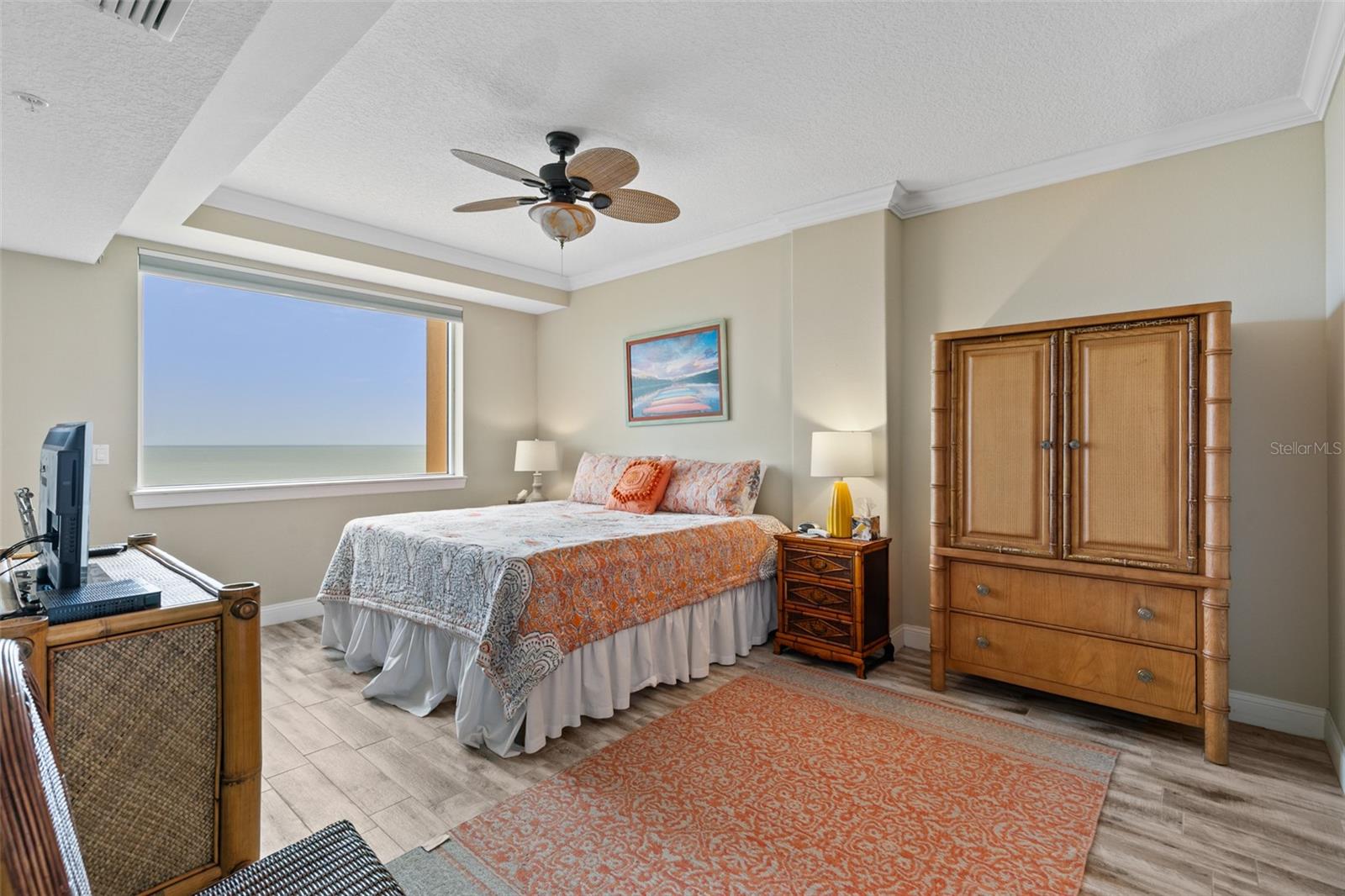 Image 19 of 63 For 60 Surfview Drive 502