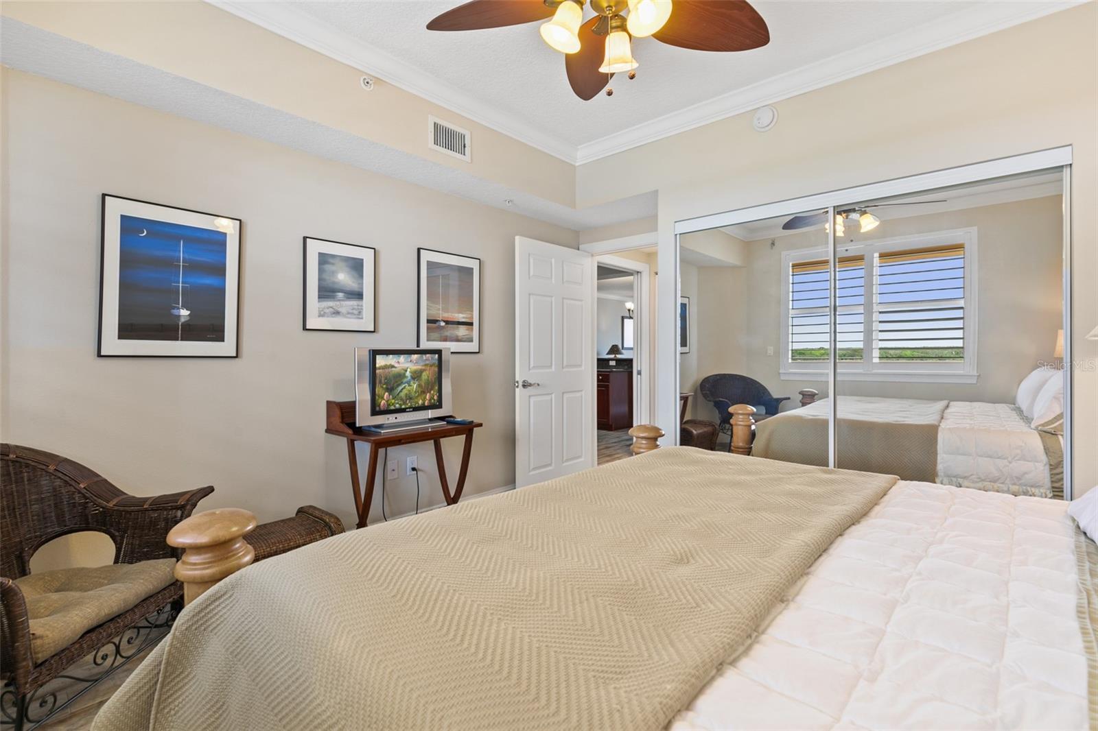 Image 25 of 63 For 60 Surfview Drive 502