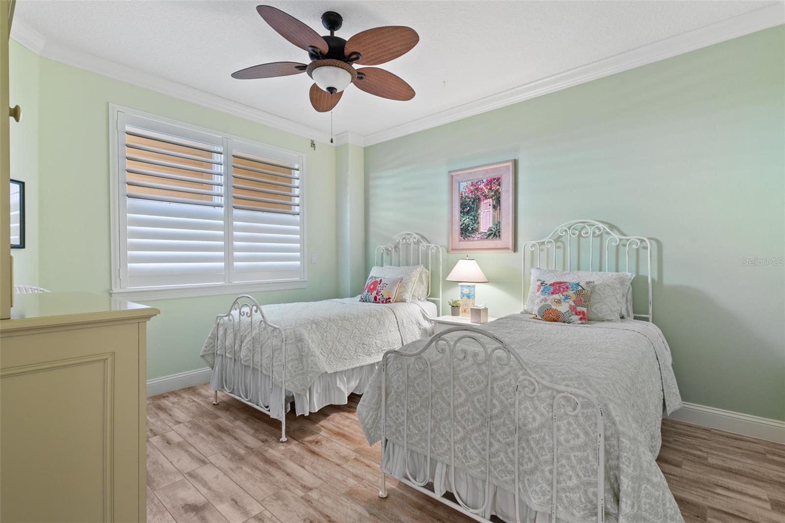 Image 27 of 63 For 60 Surfview Drive 502
