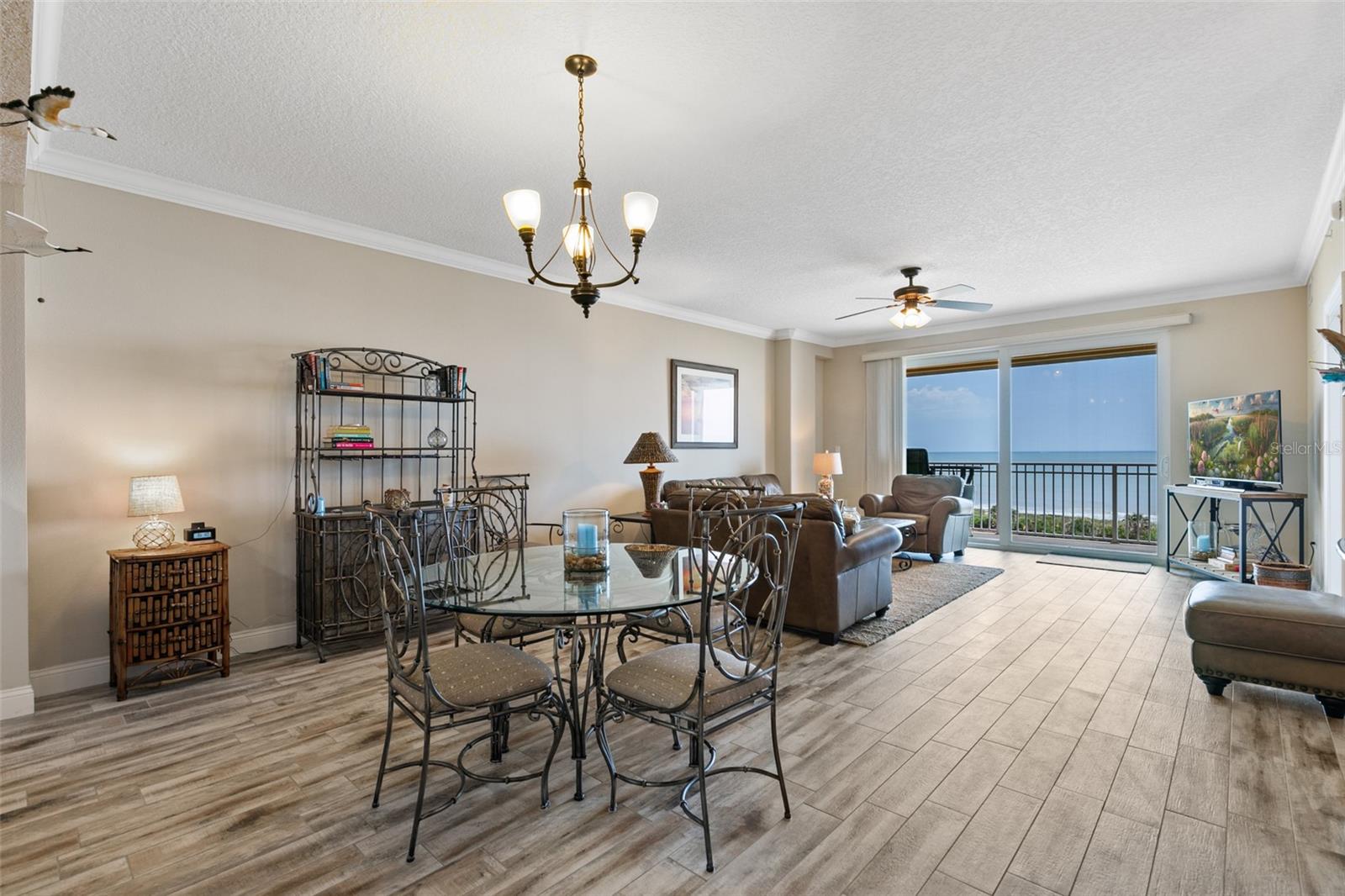 Image 7 of 63 For 60 Surfview Drive 502