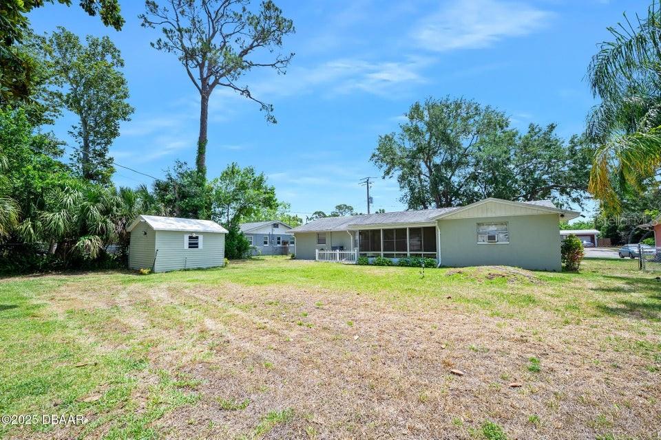 Image 40 of 43 For 241 Sanchez Avenue