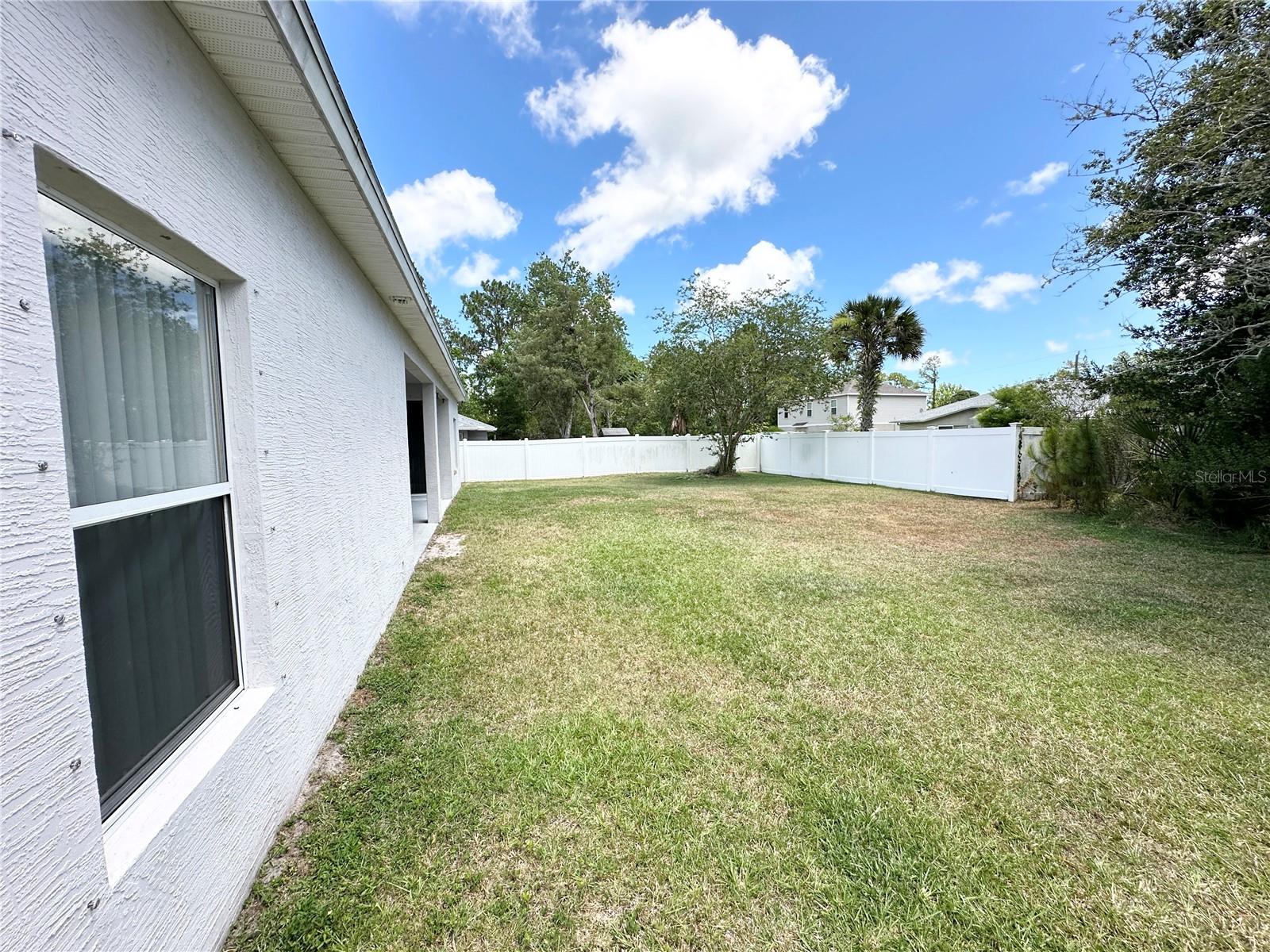 Image 6 of 53 For 15 Ruth Drive