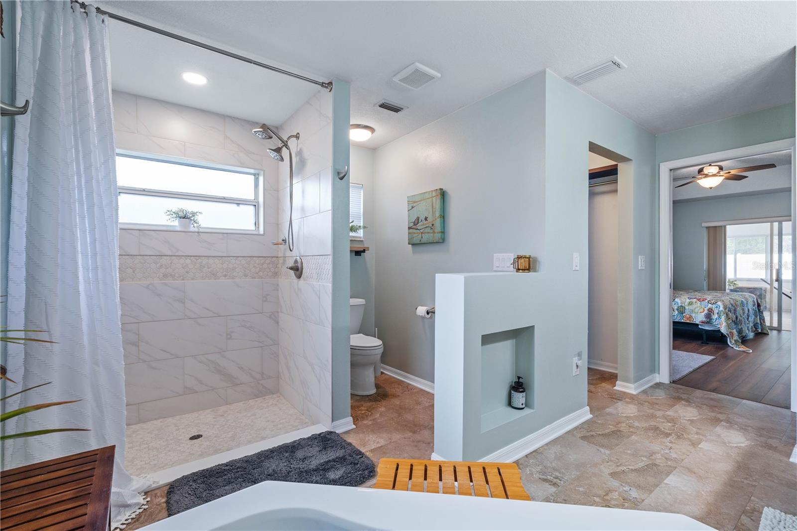 Image 16 of 47 For 55 Westgrill Drive