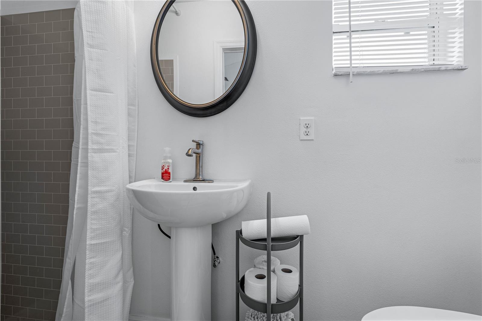 Image 37 of 47 For 55 Westgrill Drive